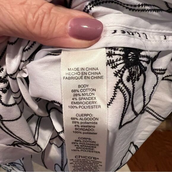 Chico’s Embroidered Swing Jacket Size large - Picture 8 of 9
